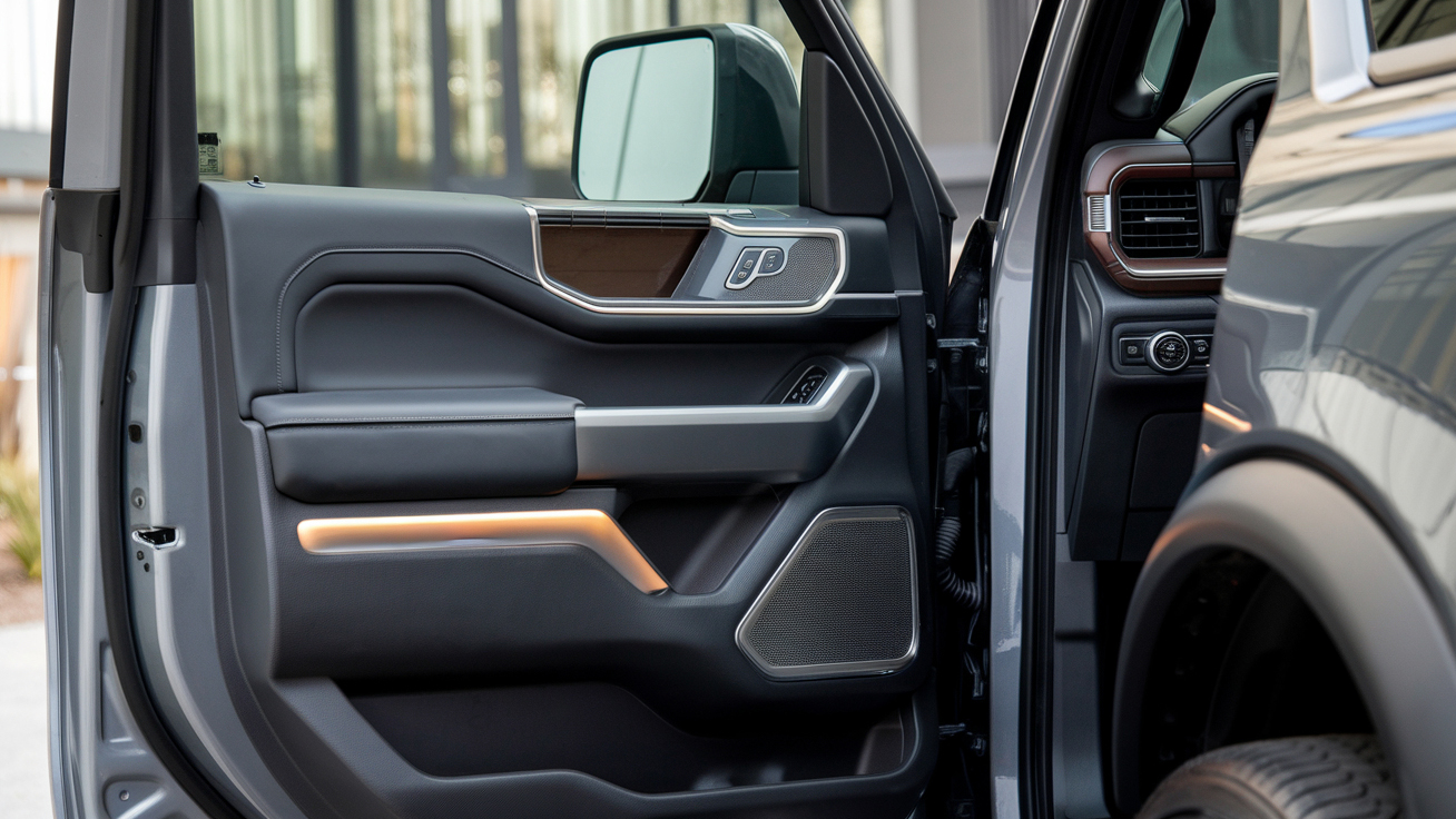 Ford’s Retractable Door Handle Always Easy To Reach